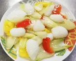 イカとセロリ炒め（台湾菜館 弘城）