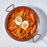 トッポキ/Tteokbokki: Spicy Korean Rice Cakes（カマロチキン 江古田店）