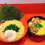 ラーメン+豚飯（横浜家系ラーメン 赤家 住吉店）