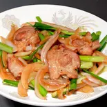 玉葱と豚肉の炒め（蓬莱春飯店 千駄木店）