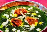 ほうれん草とチキンカレー sag chiken curry（ルハンキッチン つつじヶ丘店）
