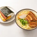 沖縄そば、ポーク玉子おにぎりセット（沖縄料理わったー家）