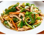 青椒肉絲(チンジャオロース)(四川麻辣火鍋 天府 桜木町店(中華料理・定食・ラーメン・餃子))