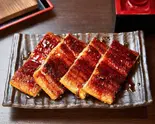 鰻の蒲焼き(うなまる酒場 南千住店)
