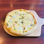 シーフードピザ(インドネパール料理ガールアガン)