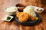ロースかつと豚メンチかつ弁当B（米とひなた 志村坂上店）