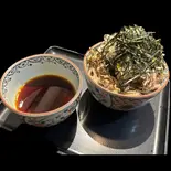 ビーフ肉そば:Beef soba（なぜ蕎麦にラー油を入れるのか。 西武新宿店）