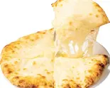 チーズナン - Cheese Naan(アジアンレストラン ハルカ 浦和県庁前店)