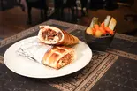 ビーフシャワルマ (ガーリックソース)（Egyptian Restaurant GRAND PYRAMID Halal Food）