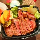 国産牛肉イチボシュラスコ＆トマトハムチーズブルスケッタ2個RUMP CHURRASCCO WITH TOMATOO HAM CHEESE BRUSCHETTA（アジアンレストランSAKURA）