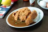 チキンカツカレーライス chicken cutlet on the curry rice（喫茶サビーズ）