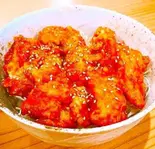 ヤンニョムチキン丼（【宅配どんぶり】丼市場 清水店）
