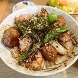 やきとり丼(まんめし屋)