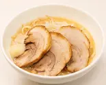 ブタラーメン(ヤサイ、ブタ3枚)(ニンニク入れますか?豚二郎 野毛店)