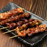大山鶏 焼き串盛り合わせおまかせ 5本 タレor塩（藁焼き 居酒茶屋 鑪）