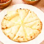 チーズナン Cheese Naan(アジアンキッチン クマール)