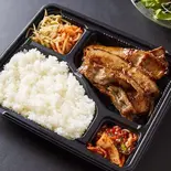 お肉たっぷり 豚焼肉弁当 Grilled Sangen Pork Bento Box（焼肉チョモランマ 武蔵小杉店）