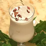 ローズ ラッシー Rose Lassi(野菜を食べる自然派カレー ミラン・ナタラジ 渋谷店)