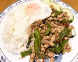 ガパオライス（タイレストランリナ）