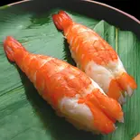 特大蒸し海老2個(黒酢の寿司京山)