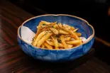 のり塩ポテトフライ（名古屋飯 丼＆ハンバーグ専門店 躍郎喜(おどろき)）