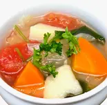 野菜たっぷりミネストローネスープ（湊川イタリアン ソラレ）