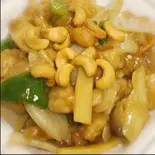鶏肉とカシューナッツ炒め（中華食府金悦）