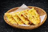 ガーリックナン Garlic Naan(MUGAL MAHAL)