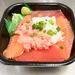 クワトロ丼（武蔵 丼丸 市が尾店）
