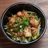 豚カルビ丼 スープ付き！（プンキッチン鶴橋店）