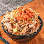キムチガリバタ豚丼肉大盛 (お肉400g) Garlic Butter Pork Rice Bowl with Kimchi (L, 400g Meat)（激盛り豚丼 メガトン 江古田店）
