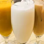 orange lassi（ニューデリー）