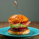 【人気No.1】ベーコンレタスバーガー BLT Burger（CHILL NEKO）