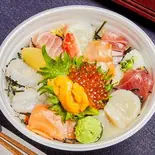 豪華丼（音色すし 本店）