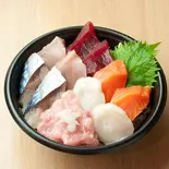 【贅沢】全部乗せ丼(レギュラーサイズ)（【元祖】でか盛り海鮮問屋 すすきの店）