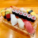 特上にぎり(1人前)（廻転寿し義）