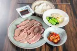 神戸牛焼肉弁当(300g)（梅田お初天神大人の神戸牛焼肉）