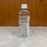 ミネラルウォーター(310ml)（伊勢屋食堂(淀橋市場内)）