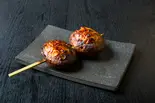 しいたけチーズ肉詰め(比内地鶏炭火焼ひない)