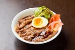 A5和牛ローストビーフ丼（バルテキ屋）