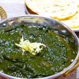 マトンほうれん草カレー Saag Mutton curry（【1日500食売れる本場カレー】トップスパイス Top Spice 高田馬場店）