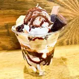 チョコバナナパフェchocolate banana parfait(毎日パフェ Mainichi pafe)