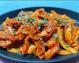 牛ホルモン炒め（スマイル食堂）