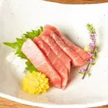 本マグロ 中トロ造り（和洋レストラン 岩崎）