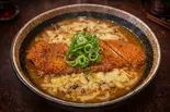 #炙りチーズカツカレーうどん（出汁うどん彩 IRODORI）