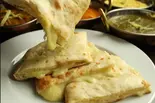 チーズナン Cheese Naan(M)（ミリス）