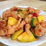 鶏のモミジのタイソース添え CHÂN GÀ SỐT THÁI（ベトナム料理チェーサイン2号レストラン）