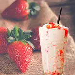 完熟いちごシェイク Ripe Strawberry Shake（YES！！カツサンド）