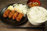 牡蠣フライ定食（市場食堂）