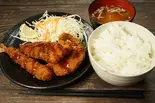 豪華ミックスフライ定食（市場食堂）